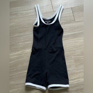 SET Active Sportbody Shortysuit in Contrast Black and White Sz M EUC